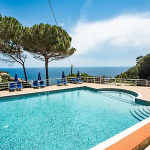 Lägenhetshotell Reale, Porto Azzurro